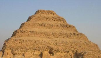 Рассказ как строились пирамиды